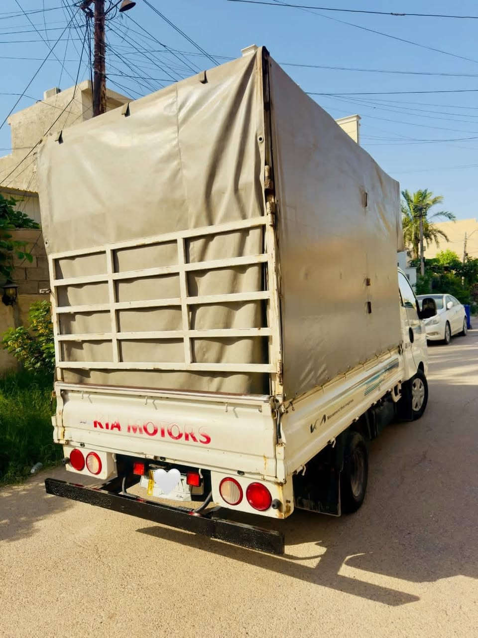 السلام عليكم كيا بنگو حمل للبيع موديل 2018 رقم بغداد مكينة 2700 للبيع (بدون محجر ) السعر 112 وبيها مجال التواصل خاص او على هذا الرقم 
***********1
المكان بغداد الزعفرانية
