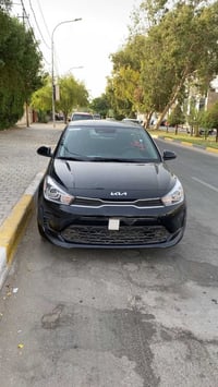 ريو هاج باك ٢٠٢٣ ازمواصفات  بصمه رادار شاشه تحكم ستيرن  مانع انزلاق  م...