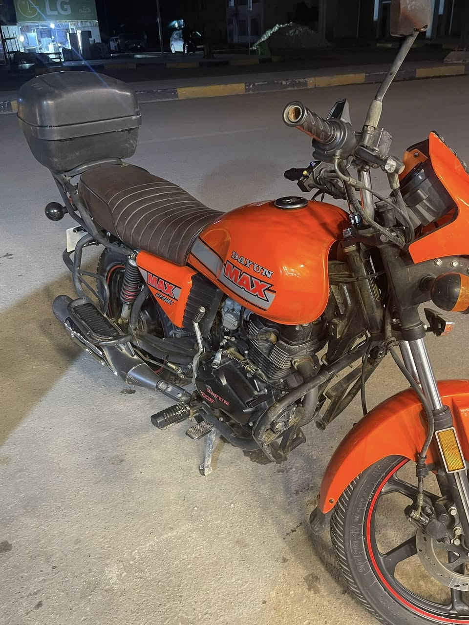 السلام عليكم دراجه دايوان للبيع مديل 23كفاله عامه برغي ما مبدل بيها دراجه رقم وسنويه فقط استلام لوحات تستلم وتحول تحويل ثاني يوم دراجه جاهزه من كلشي مابيها نقص برغي الشراي يتصل السعر 1950وبيها مجال قليل كلش الي حاب والشراي يتصل خاص مغلق ***********
