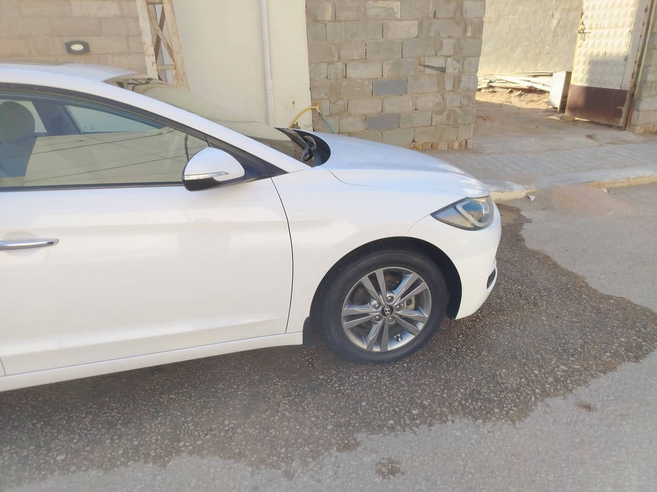 النترا 17  ابيض مكفوله باأسمي رقم بابل انكليزي ماشيه 141 الف سنويه لل 28  مكينه 2000 العنوان الديوانيه المركز الاتصال على الارقام *********** او ***********
