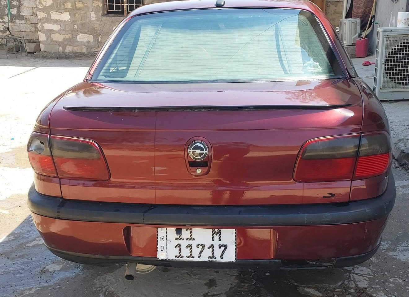 تصال عل رقام ***********/***********
سلام عليكم البيع اوبل اوميكه بزون موديل 95مكينه وكير وتبريد سياره جاهزه ماناقصه اي شي كهربايات كله شغاله رقم مميز بغداد بسمي  هزه جديده سنويه تنتهي بل 2031
