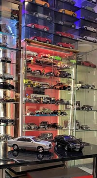 Sunstar • E320 • مقياس 1/18