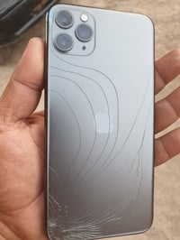 ايفون 11 برو ماكس • ايفون 11 • ايفون • 128 جيجا • بطارية 95% • موبايل ...