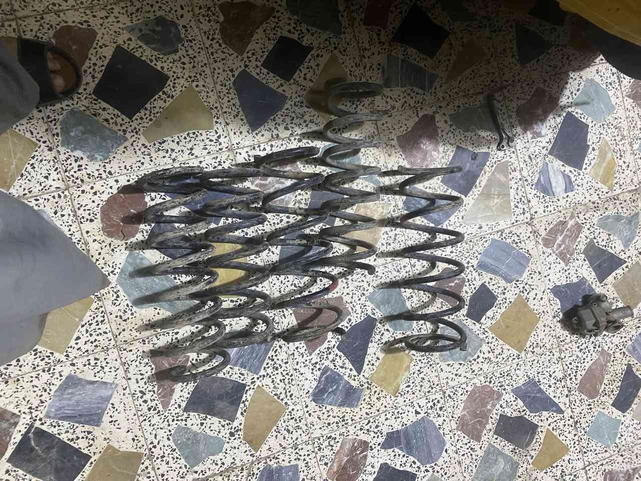سلام عليكم غراض للبيع منزليه + اداوات سيارات محور للبيع الرقم للتواصل ***********
واليريد صوره واضحه يراسلني خاص اصورها اله

