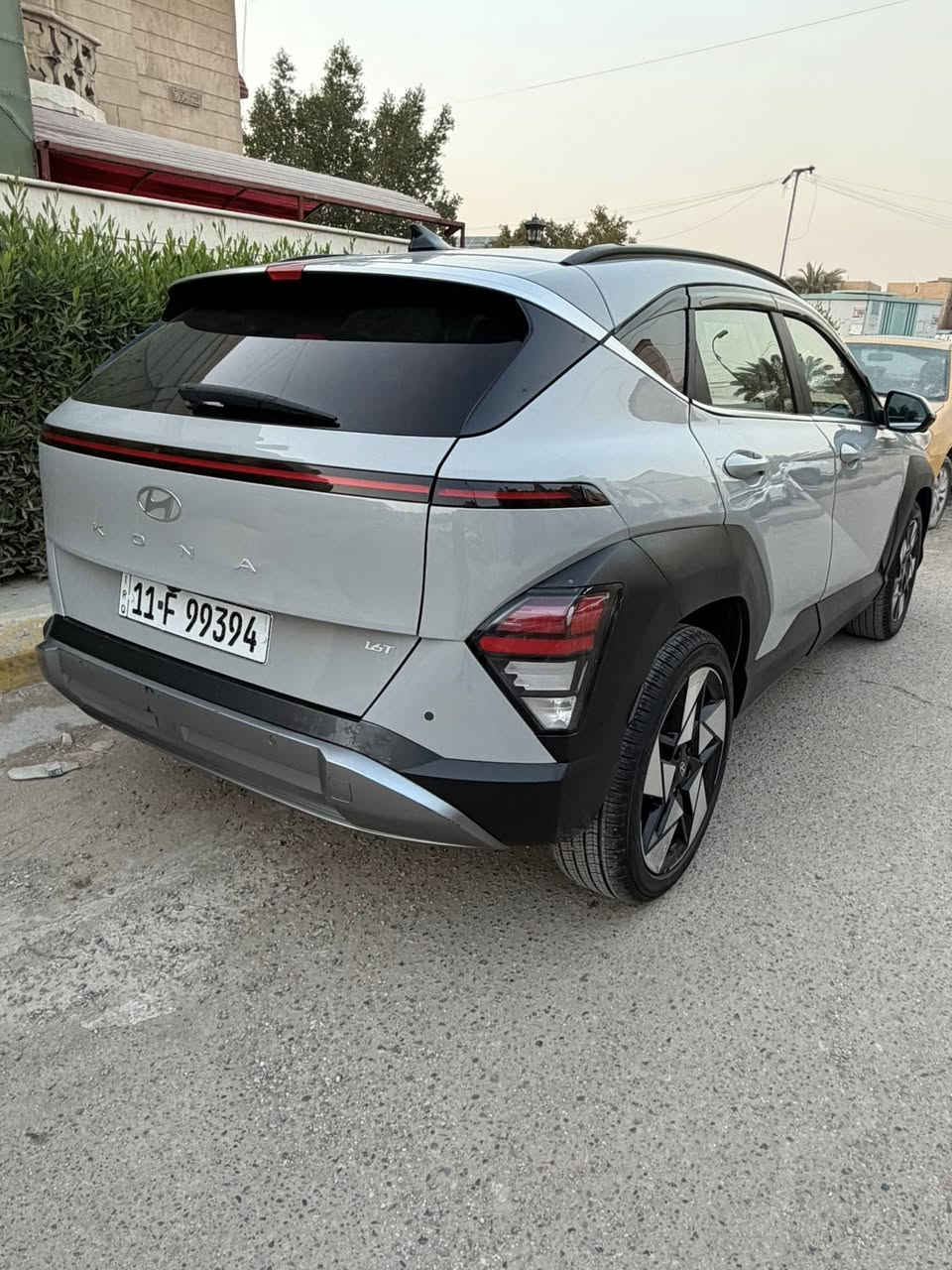 السلام عليكم .. هونداي كونا 2024 مرقم بغداد فئة ليمتد
أعلى مواصفات { تشغيل عن بعد ' قيادة الاليه ب ريمونت ' 

قمارة بنراما طكتين' كشنات حار بارد ' كشن كهرباء ' تبريد 

بيانو ' شاشه متصل ' ويل كروم ' محرك 1600 تيربو ' 

السيارة بيها { قطع صبغ بدون شواصي ولا لغود }  ايرباك 

ستيرن وبرده '' السيارة دخول جديد تصليح درجة اولى 

مرقمه بغداد وسنويه ب اسمي وجاهزه من كل نواحي 

مكان السيارة ' بغداد حي البنوك او القاهرة السعر         

{ 162 $ ورقة } وبيها مجال للأتصال           

(  *********** )
