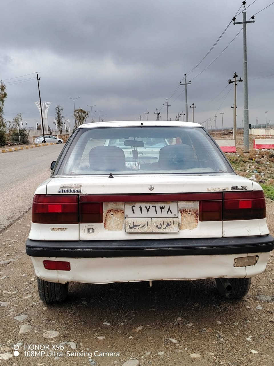 السلام عليكم لانسر ميستبوشي للبيع سياره نضيفه جدام العين  وماتصرف عليها كلشي تواير جدد قفل مركزي  محرك گير شرط موديل 1991 قطعه وحده صبغ رقم اربيل  السعر 35 وبي مجال 
رقم الهاتف:  *********** ومراوس هم يرهم
