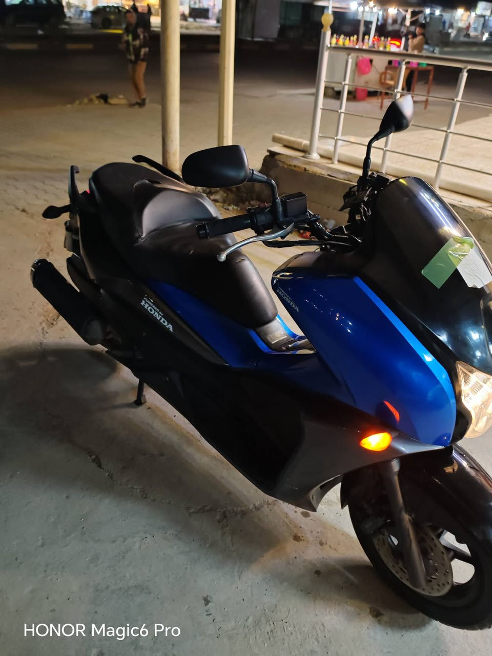 دراجة مناقصهه اي شي على ايدي منزلهه رمبة ماشيه 11 الف حقيقي بانزين محسن دهن موتل اصلي مال جناي يدات تدفئة دبلات مزودة مال يابان  سويجات 2 وياهه تشغل وتطلع متخسر عليهه ولاربع
*********** بغداد الحسينية
