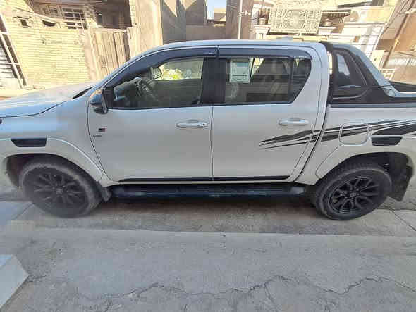 السلام عليكم جي ار ٢٢ سعودي فول داخل اسود كفاله عامه رقم اربيل سعر ٤١٠ بيها مجال ***********
