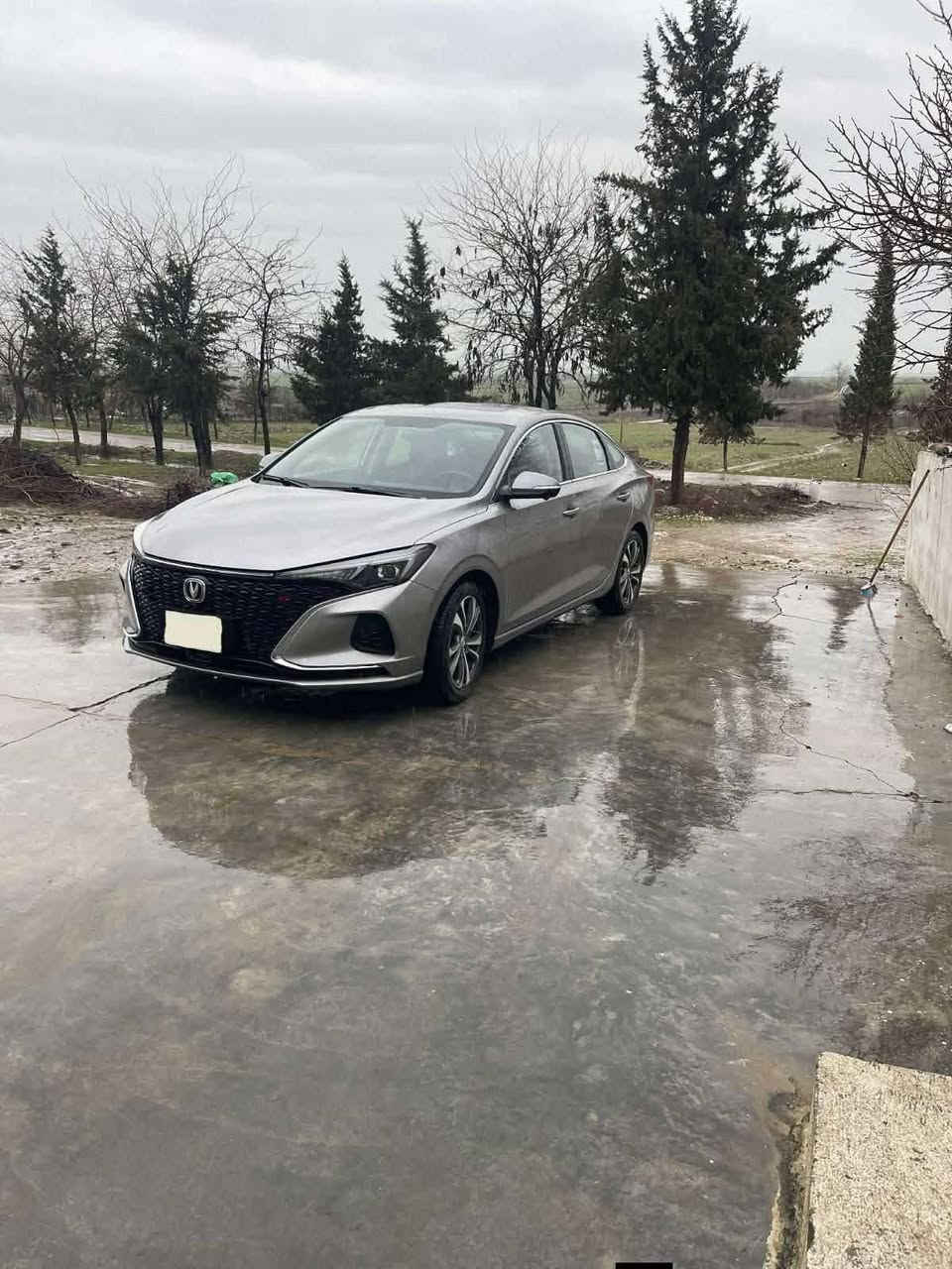 سەرەتا بە ناوی خودا
Changan eado plus 2023 Sport 
گێڕ(ئۆتۆماتیک،عادی )،  
مواسەفات: ناوسوور کوشن(جڵد،کارەبا،هیتەر،تەبرید)سوکان ڤۆلیۆم ، 360 پلە کامێرا ،ڕادار ، خەتی شەقام ، تەحدید سورعە ، 3 جۆری لێخوڕین (SPORT،Normal،Eco) برێک بەسمە Auto Hold، شەغال ، پانۆراما ،کامێرا ، ئاوێنە هیتەر و کارەبایی، عەدەسە زینۆن، تڕەکشن . زۆر مواسەفاتی تر 
سەیارەکە رەقەم بغداد 
سەنتەری تا ٢٠٢٨ تازەیە
تازە ڕۆنی گۆڕاوە 
  
***********
