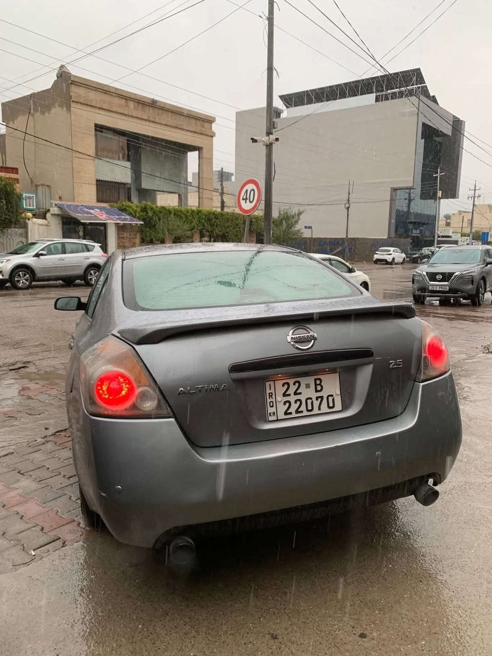 سلام عليكم نيسان اليتما موديل ٢٠٠٩ ضربه جاملغ خلفي ايسر صبغ حزام كير محرك v4رقم اربيل هزه سنويه كله جديد صدر تعبان استفسار على رقم *********** واتساب سعر ٦٠
