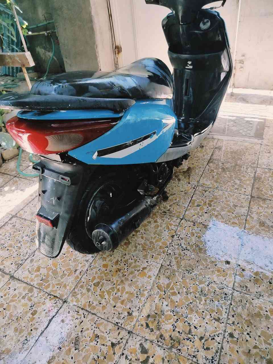 سلام عليگم شباب دراجه بريز طافيه للبيع الله شاهد تجفيت جديد كفرات كامله كلج جديد مكينه على السحك اوطفت تركته ابيع كوم حديد 160قفل هذا رقمي *********** بغداد المشتل
