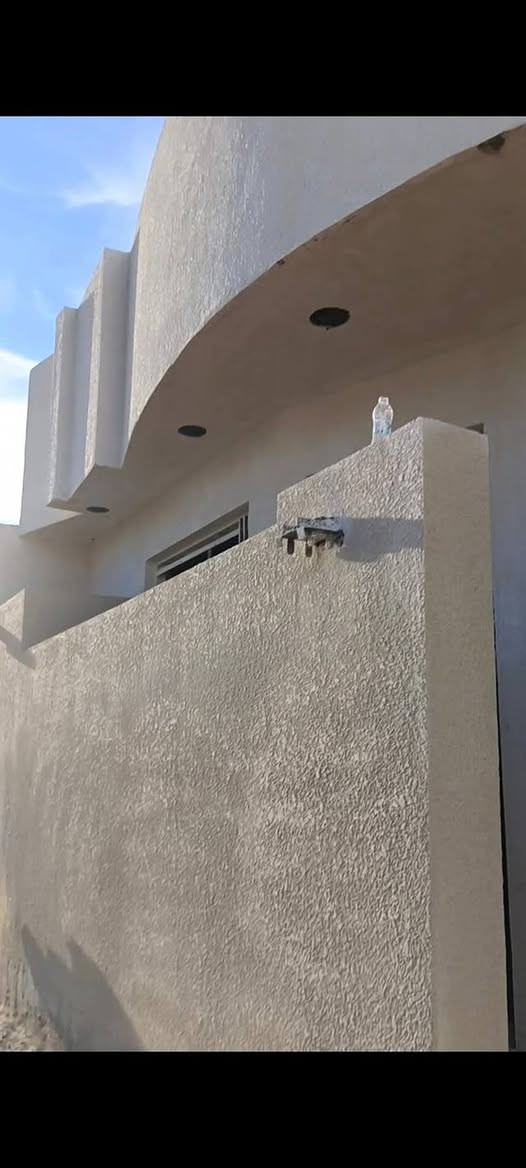 كادر لبخ ومخمر درجه اولى اخذ عالمتر  أو مقطوعه هذا رقمي  *********** وبي واتساب
