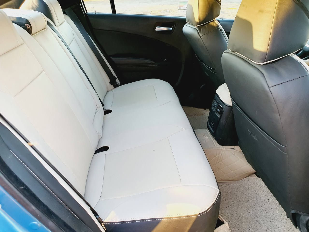 سلام عليكم جارجر للبيع موديل ٢٠١٨ أصل رقم بغداد انكليزي مشروع وطني سياره نضيفه تخم تاير حادث بس دعاميه لخلفيه راجعه نفسه سياره جاهزه كير مكينه سياره بسمي تفاصيل تصال على الرقم ***********
