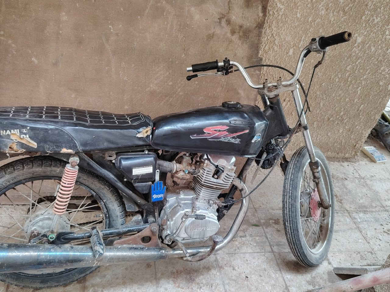 السلام عليكم دراجه ارشا نظيفه وتخبل كلشي مابيهه زنجيل جديد وبلك جديد جوب تاير جديد ومكينه تخبل عليهه شلعه دراجه خير من الله وبيهه مكاتبه مال عدم سرقه 3 اوراق مكاني الديوانيه حولي الجامعه دور الاساتذه مقابيل بيت فيصل النائلي رايده ب 200 الف قفلل


**إذا كنت صاحب هذا الإعلان وتريد حذفه لأي سبب، رجاءا أرسل رسالة إلى الدعم الفني**