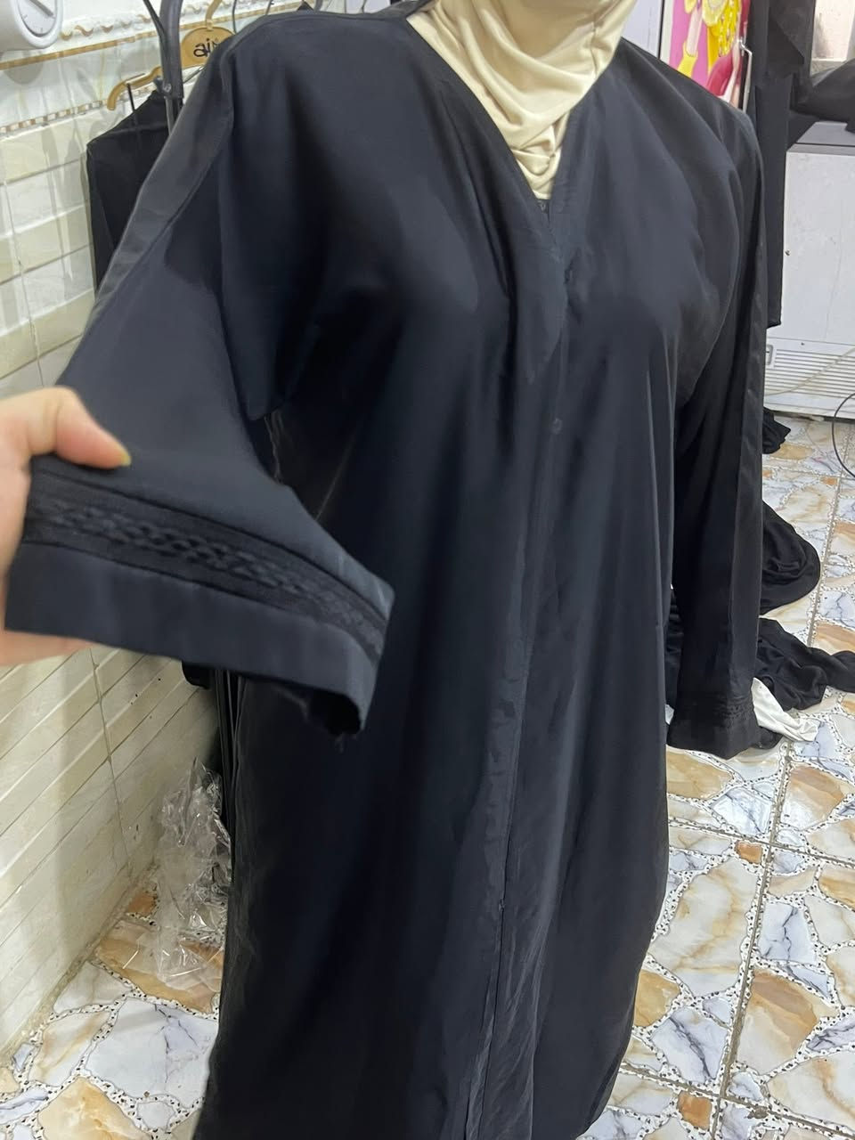 سلام عليكم عبي خليجية صيفي 
سواد فاحم قطع مختلفه
متوفر قياسات من وزن ٤٠ الى١٣٠
متوفر خدمه توصيل كربلاء الفين باقي محافظات ٥


**إذا كنت صاحب هذا الإعلان وتريد حذفه لأي سبب، رجاءا أرسل رسالة إلى الدعم الفني**