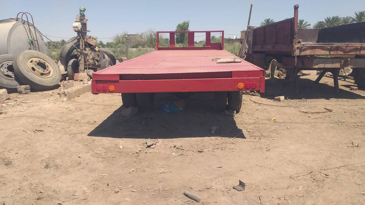 حداده  وعمل العرباين الحمل الزراعي  عرباين سطحيه لودر مقطورات ماء حسب اطلب *********** بابل الحمزه الغربي
