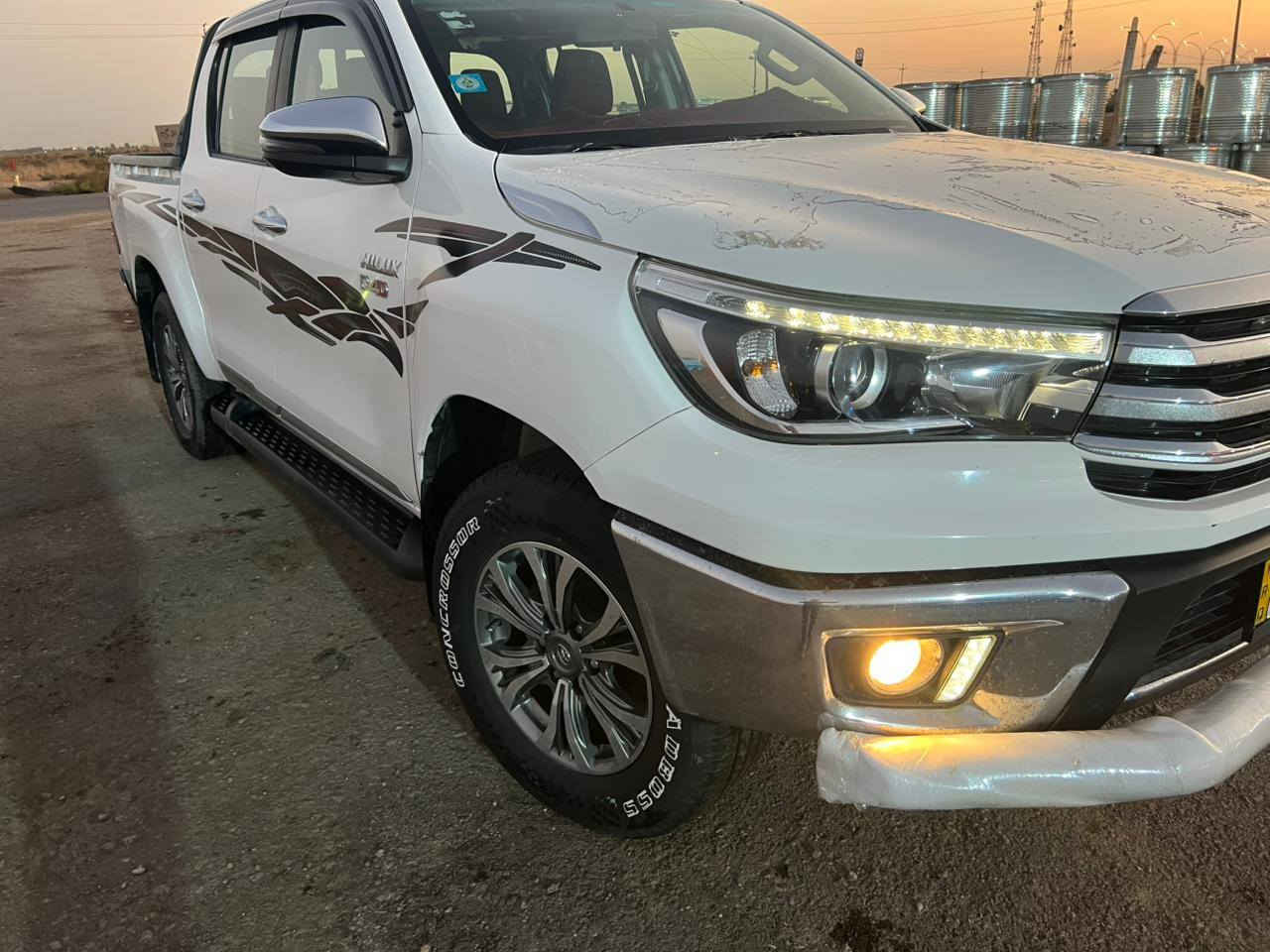 السلام عليكم هليوكس كاز كاز ٢٠٢٠ D. 4D كير عادي فول موصفات بصمه مكفوله كفله عامه سياره جديده سياره ستخدم شخصي بسمي رقم مثنه رقم جديد دولي ماشيه ١٦٠ الف مكينه لا تبخير لا تنقيص حداديه جديده خير من الله العنوان واسط النعمانيه الاستفسار علئ هاذه رقم ***********
