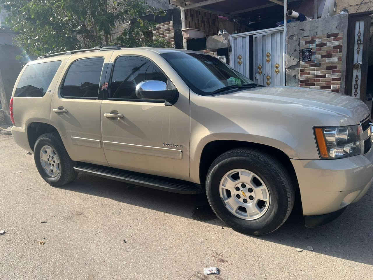 سلام عليكم سياره تاهو ادوات 2011 دخول جديد خليجي كسر باكيت متومه اربيل طبق الأصل شرط الحاسبه سياره ما ناقصه برغي رقم صاحب السياره***********سعر90وبيها مجال للشرايه
