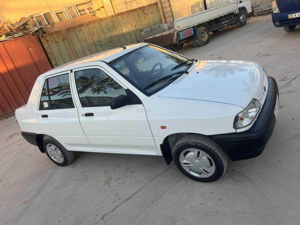 سلام عليكم سايبا موديل 2025 زيرو ماشية 1967 كيلو بيه طخة صغير كلش فوك البكلايت الخلف السايق فقط باقي مكفول ع وضع الشركة بسمي تحويل ثاني يوم السعر 76 ورقة عنوان بغداد الشعب اخوان الشراي يتصل ع رقم وبي وتساب همين 
***********
