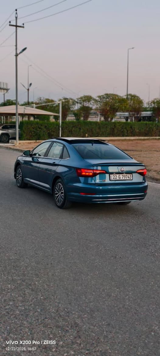 Volkswagen Jetta 2021 SE 

3VWC57BU8MM015272

مەكينە:-  1.5 V4 turbo
ماوەی رۆیشتن :- 96000 mile  
مۆدێل:- 2021

پانوراما 
 شاشه گەورە 
کوشن جلد 
تحدید سرعه 
ويل 17
كوشن هیتەر
رادار پێشەوە 
برێک بەسمە 
بسمه
كاميرا 
حساس 
شفت كير سبورت 

🚘بۆنید سبوغە بێ ژوورەوە بێ ئایرباک  🚘

-  ژمارە مۆبایل 

 WhatsApp 

 *********** أربيل, العراق
