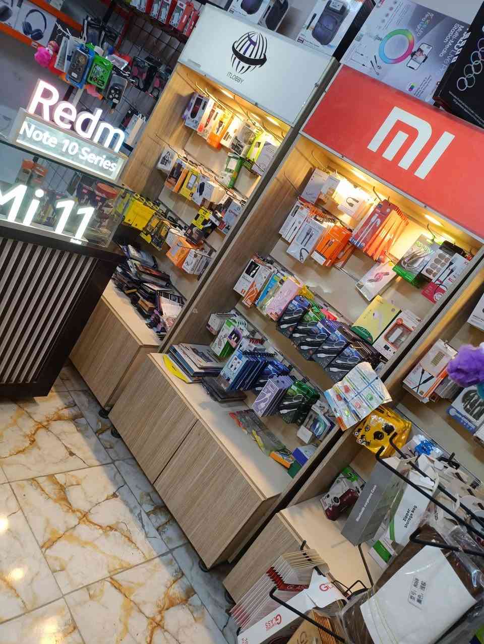 السلام عليكم ادمن ليش جاي تمسح منشور اخي 
فاترينات عدد ٥ تفصال تفصال مفصلهن جدد مستخدم شي بسيط 3 تعاليك 
واثنين جام خانه كلش مرتبات + استنان حديد نفس قياس مترين في متر وربع البيع عنوان بابل المسيب مفرق السده الهنديه *********** سعر خاص وبخدمتكم
