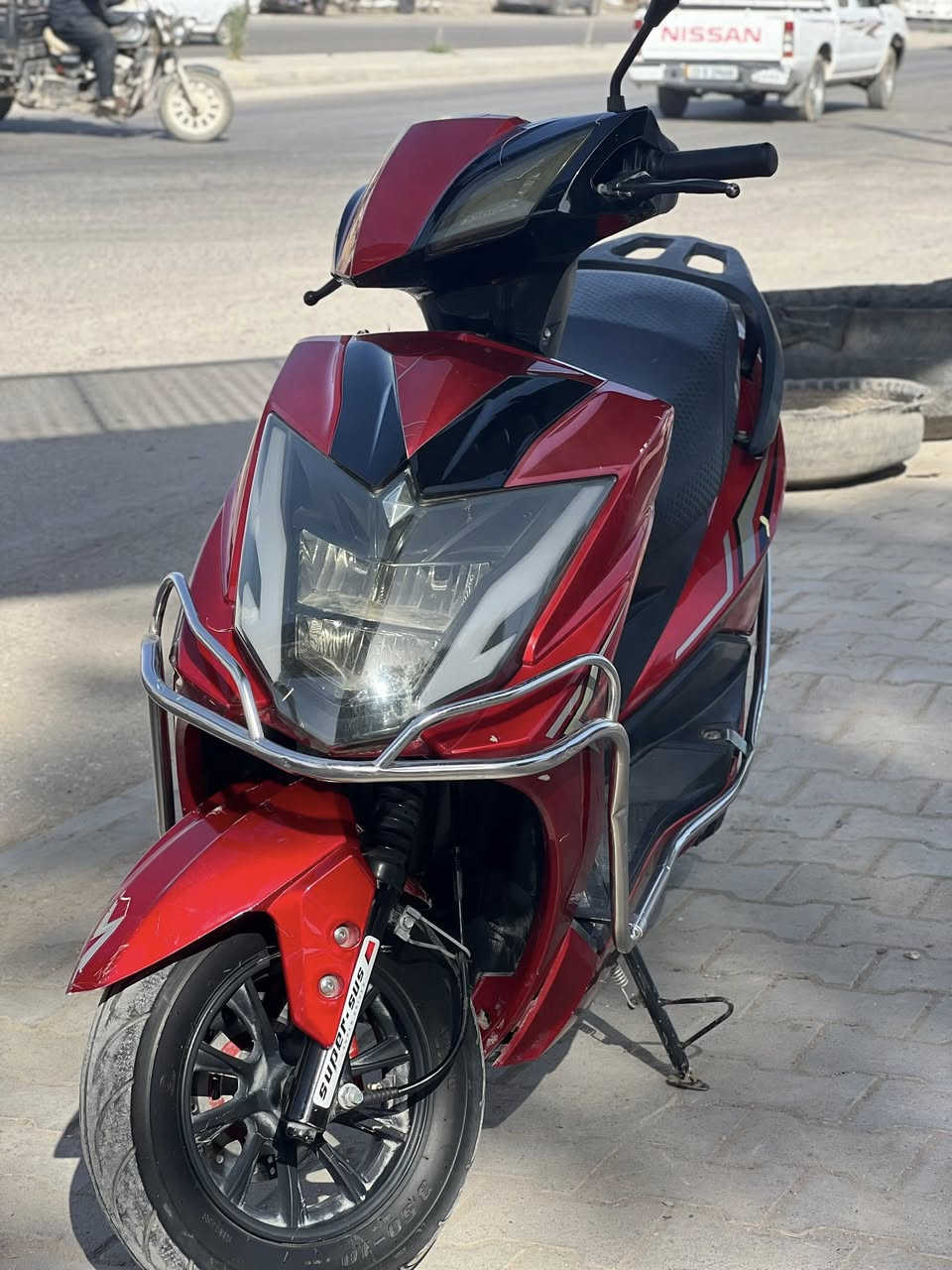 يالله 
دراجه للبيع فحل  جديده شلعه ومشي فول مكينه ناعمه مامفتوحه عشرط كهربائي كلها شغاله درع حمايه مكاني نجف سعرها 375 
***********
