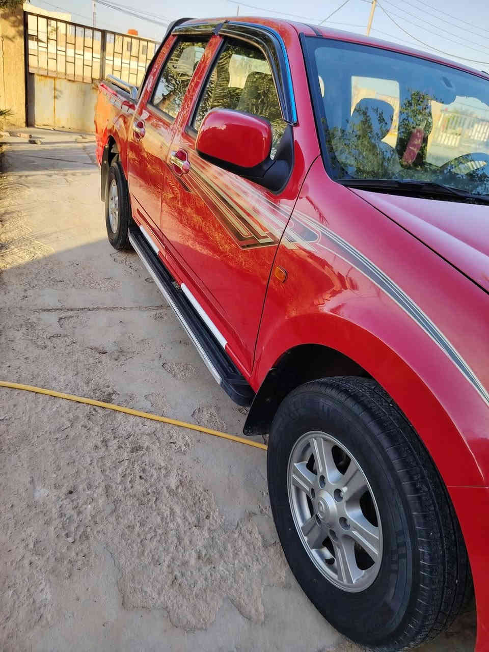 سلام عليكم بيكم ٢٠ بااسمي مكفوله العنوان قضاء الشنافيه سعر. 117 وبيه مجال بصيط
 ***********
