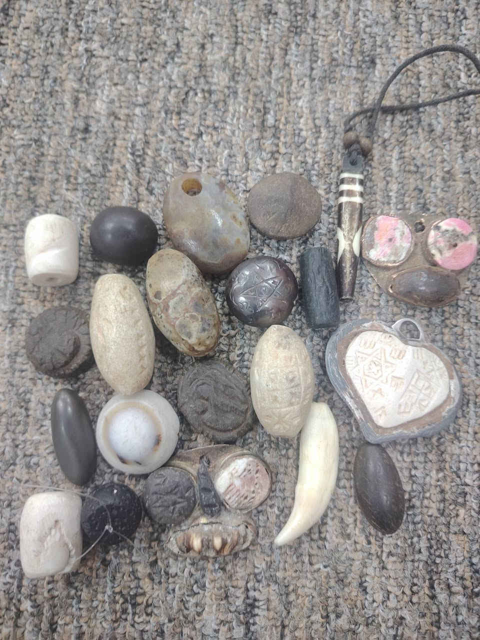 للبيع 22 حجر التواصل خاص


**إذا كنت صاحب هذا الإعلان وتريد حذفه لأي سبب، رجاءا أرسل رسالة إلى الدعم الفني**