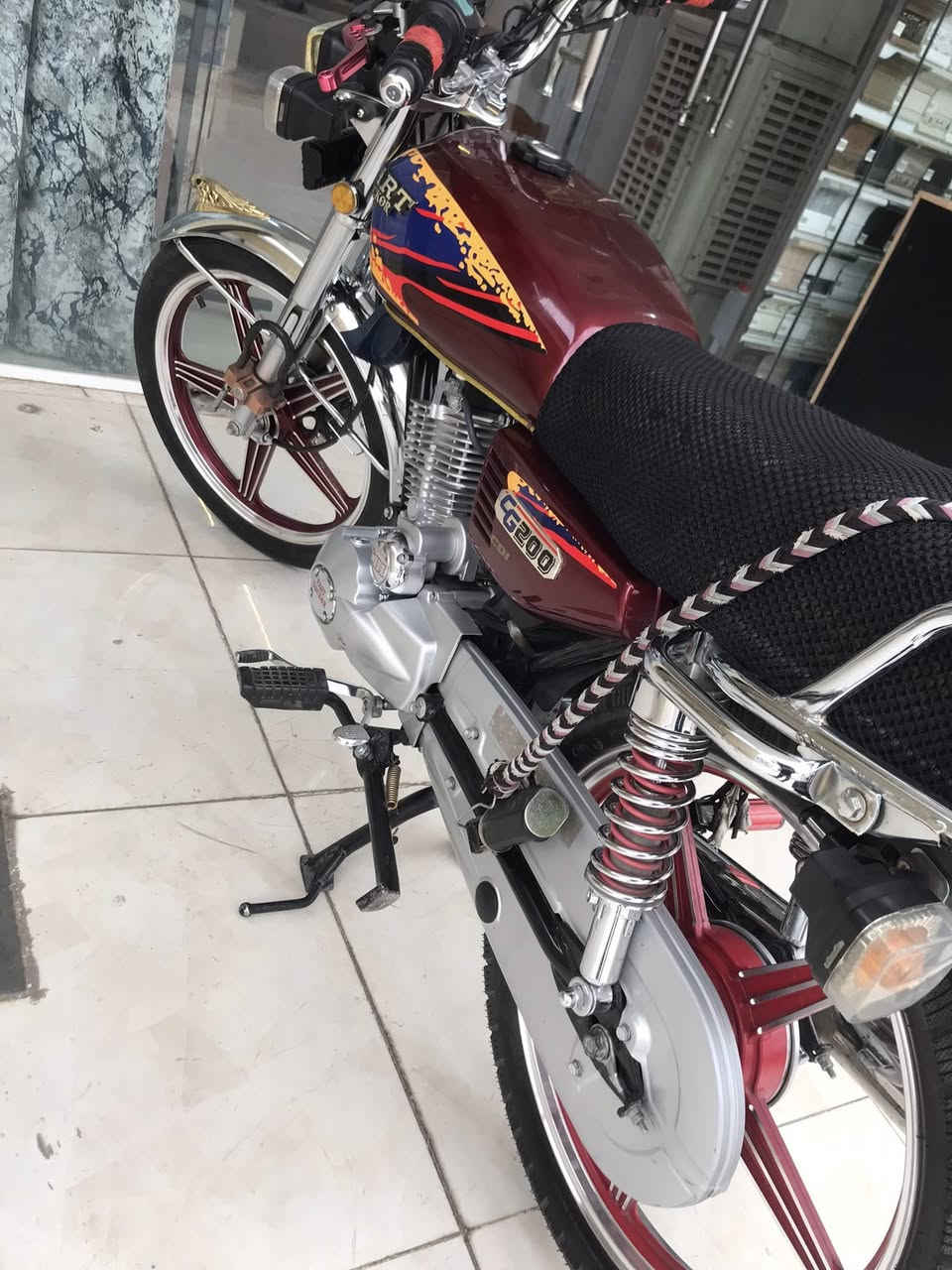 للبيع بارت دوكر 200  موديل 2023 منفيس اصلي مع فاتورة شراء من الشركة محرك نظيف تاير خلفي جديد توبلس ماناقصو غير شرا محترم 
السعر 700 الف
رقم للتواصل ***********
