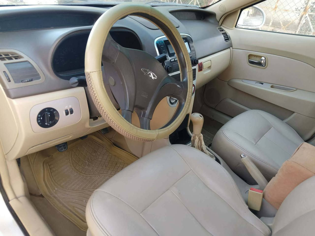 السلام عليكم 
شيري فلاوين 2013 للبيع 
السعر 40 
مكلف بالنشر 
رقم صاحب السيارة 
*********** 
مكان السيارة ديوانية
