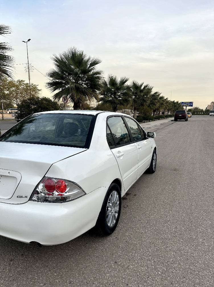 لانسر للبيع مزاد وزارة الداخلية موديل 2006 بيها مكانات ضبغ جاهزه من كلشي مكينه كير حداديه ممتازه للا ستفسار اتصال على الرقم ***********   *********** السعر 58 ورقه وبیها مجال للشراي كربلاء, العراق
