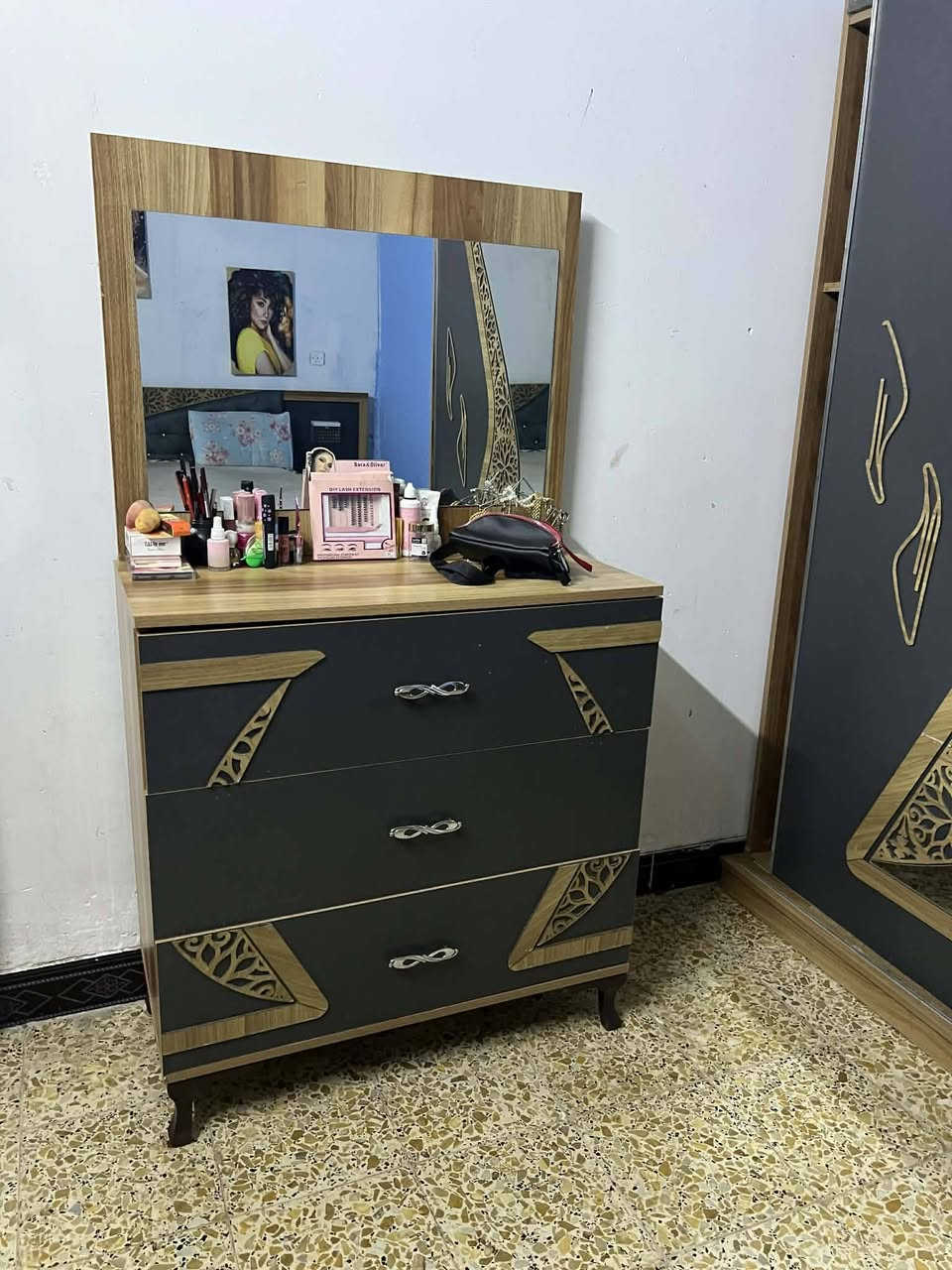 غراض بيت البيع بسعر مناسب


**إذا كنت صاحب هذا الإعلان وتريد حذفه لأي سبب، رجاءا أرسل رسالة إلى الدعم الفني**