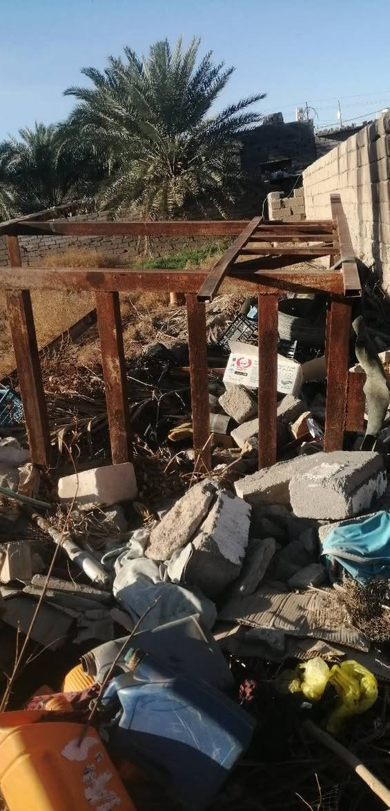 ميز للماء  الارتفاع ٣متر والعرض ١متروالطول ٢١٠  حديد ٣ملم سعر ١٥٠مكاني قرنه ***********
