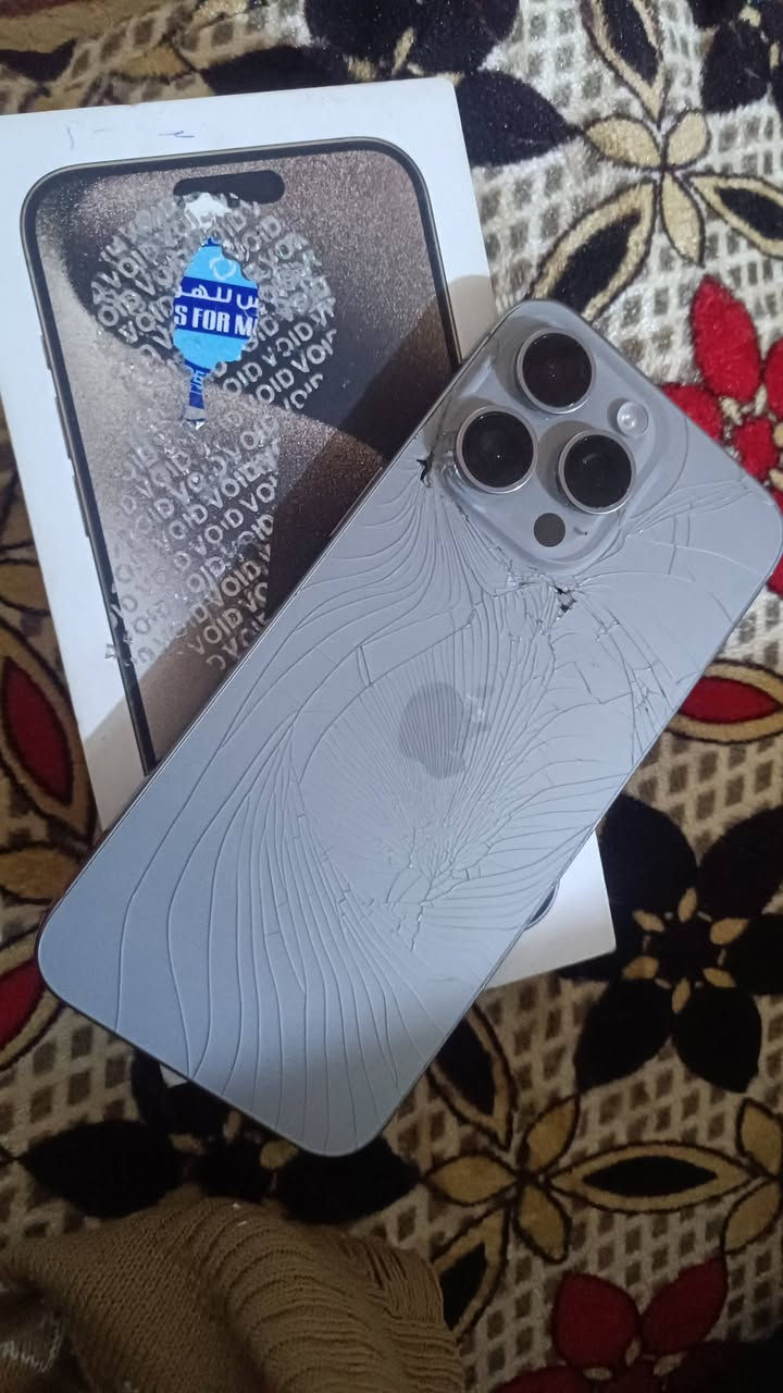 السلام عليكم ايفون 15 برو ماكس نسخه ZA ذاكره 256 بطاريته 89 دبل شريحه الجهاز فقط مكسور ضهر السعر 900
الرقم / ***********
