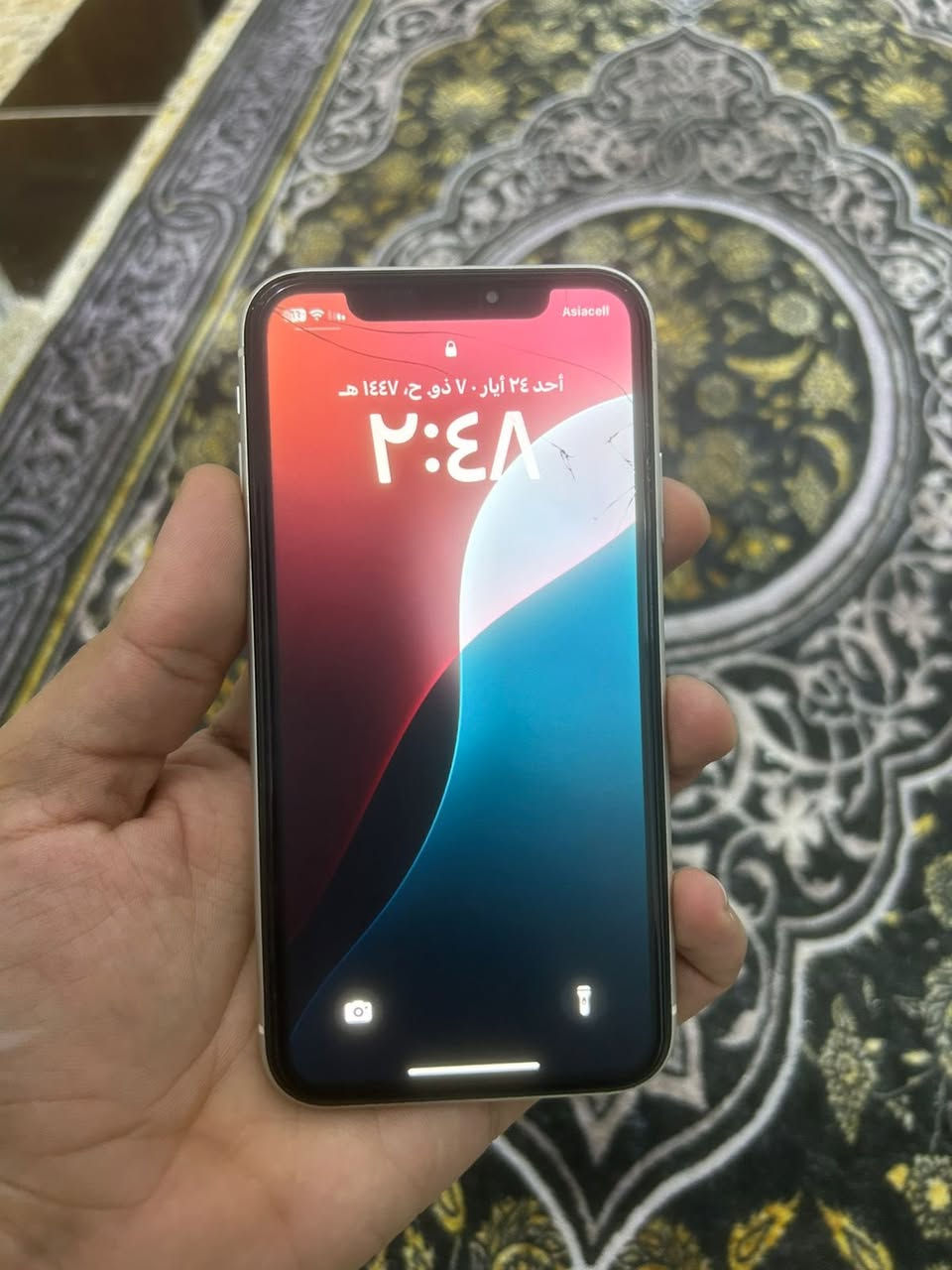 سلام عليكم
١١عادي 
جهاز نضيف
بطاريه بلادي لا مبدله ولا مرفوعه
بس هاذا لفطر لبل شاشه ما مثر عل لمس
شرق اوصط نموذجM
السعر300
الرقم ***********
