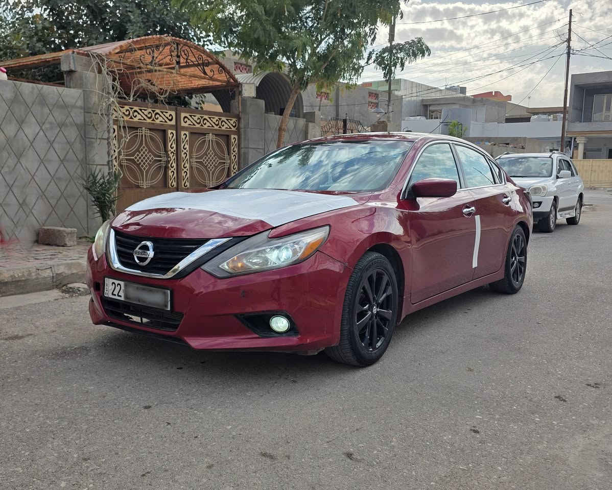 Nissan altima 2018s.  […السعر 117…]
التيما موديل 2018 s
ماشي 83الف ❣️لوك 
كير محرك جديد 
كير مشدود موديل ٢٢ المرغوب 
تايرات نظيفه 
سيارة بي قبغ جنطه وشبر من جاملغ بدون دواخل موضح بسونر 
سنوية هزه براد جديدة  
ادامه كامله فيتبم عبوه كامله بلاكات بلادية  
شاشة ايباد الاصلي 
ويل كب بلادي 
السعر 117 ومجال 
*********** 
متواجد واتس اب
