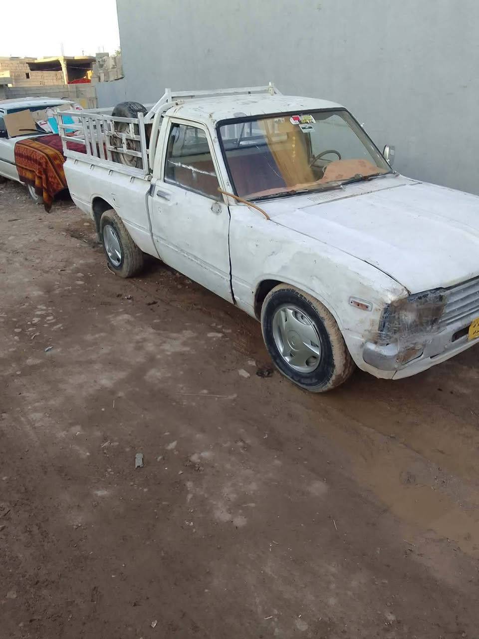 بيكم 80 السياره نظافه قدام العين محرك وقير نظاف الجير كورونا عندي نقص فيها باب الوراءع سعرها 14 وبيها مجال***********
