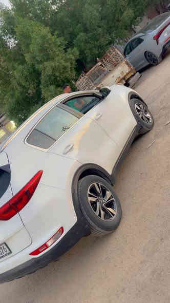 لسلام وعليكم 
سبورتج موديل 18امريكي 
ماشيه122ميل
فئه FEمو فول 
رقم بغداد تحويل ثاني يوم 
حادث السياره جاملغ فقط وصار بيها هنا طخه بل باب مصلحه بس يرادلها صبغ موضحه بل صوره
االسياره مناقصها شي خير من الله ادامه كامله تخم تاير جديد صدر جيد محرك كير مكفول 
مكاني بغداد 
السعر ب165وبيها مجال
الاستفسار ‭0776 520 3092‬ بغداد
