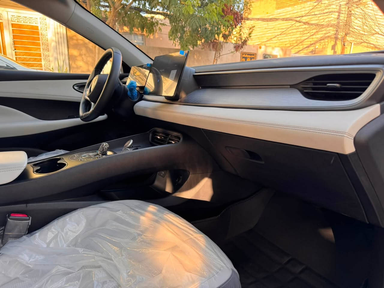 BYD Seal 5 2025
ماشية : 24 ألف 
كفالة عامه
📍 الموقع: النجف
🔢 الرقم :بغداد بأسمي
💰 السعر المطلوب: 19 مليون وبيها مجال قليل 

للاستفسار ألاتصال على الرقم / ***********
