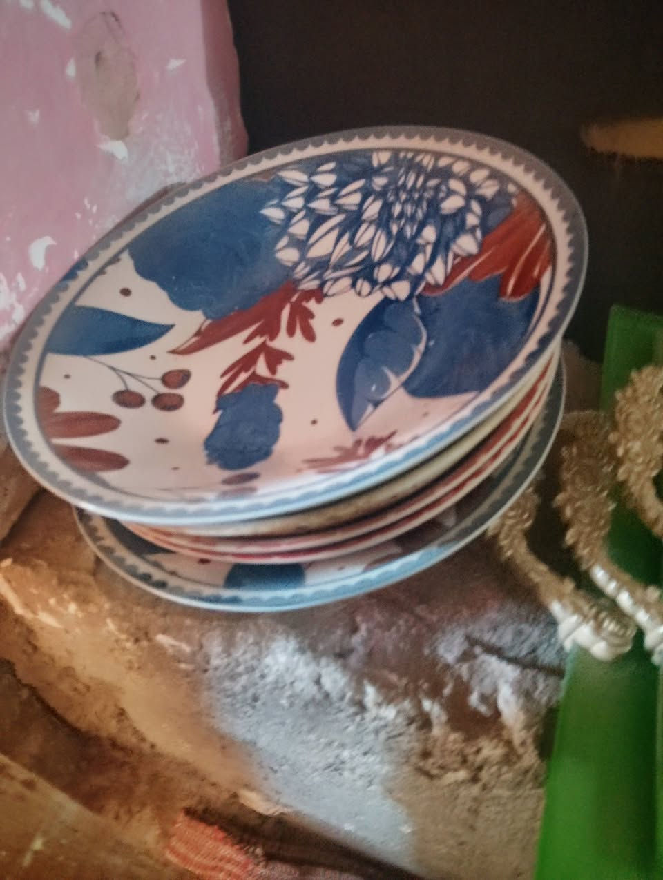 خلاط كهربائي للبيع السعر 15كلشي مابي فلتر مال مي سعر 15صواني نوعين سعرهن 8 وماعين  وطوس سعرهن 6 كرسي معاقين نقص بطاريه السعر 20 لتواصل علا رقم ***********
