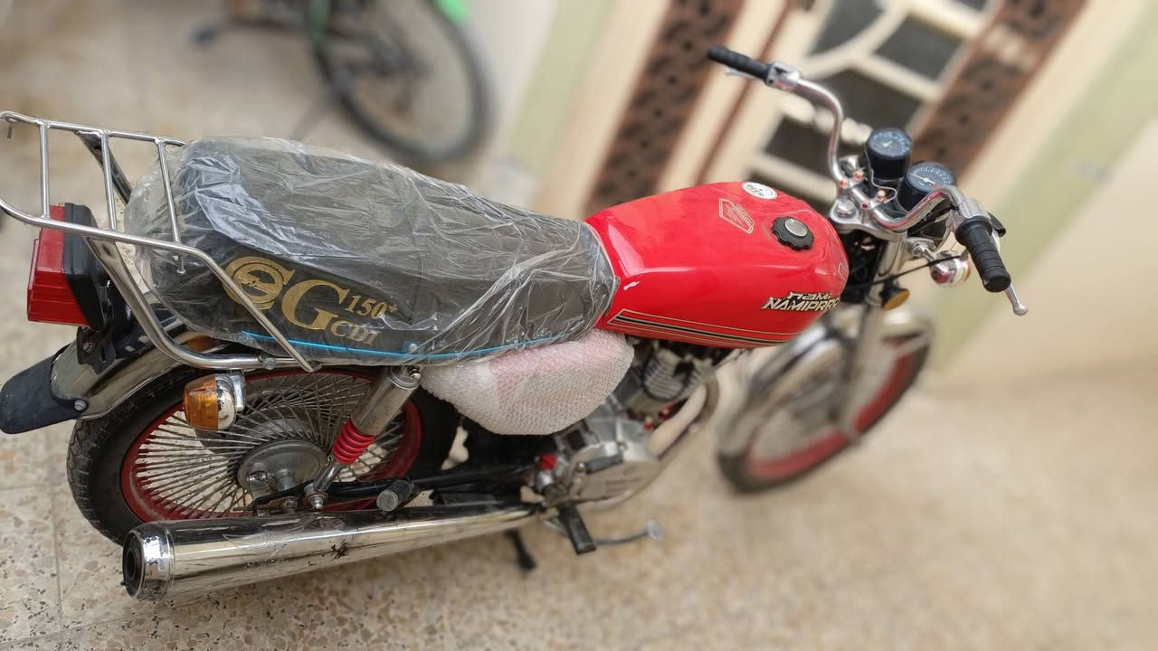 سلام عليكم دراجه 4كير موديل 23 اوراقه كامله الدراجه بعده بل جيس السعر مليون وبيه مجال عنواني نجف حي الحولي شارع 30مال السوك هاذه رقمي للتواصل *********** إذ مو شراي لضل تتفلسف براسي
