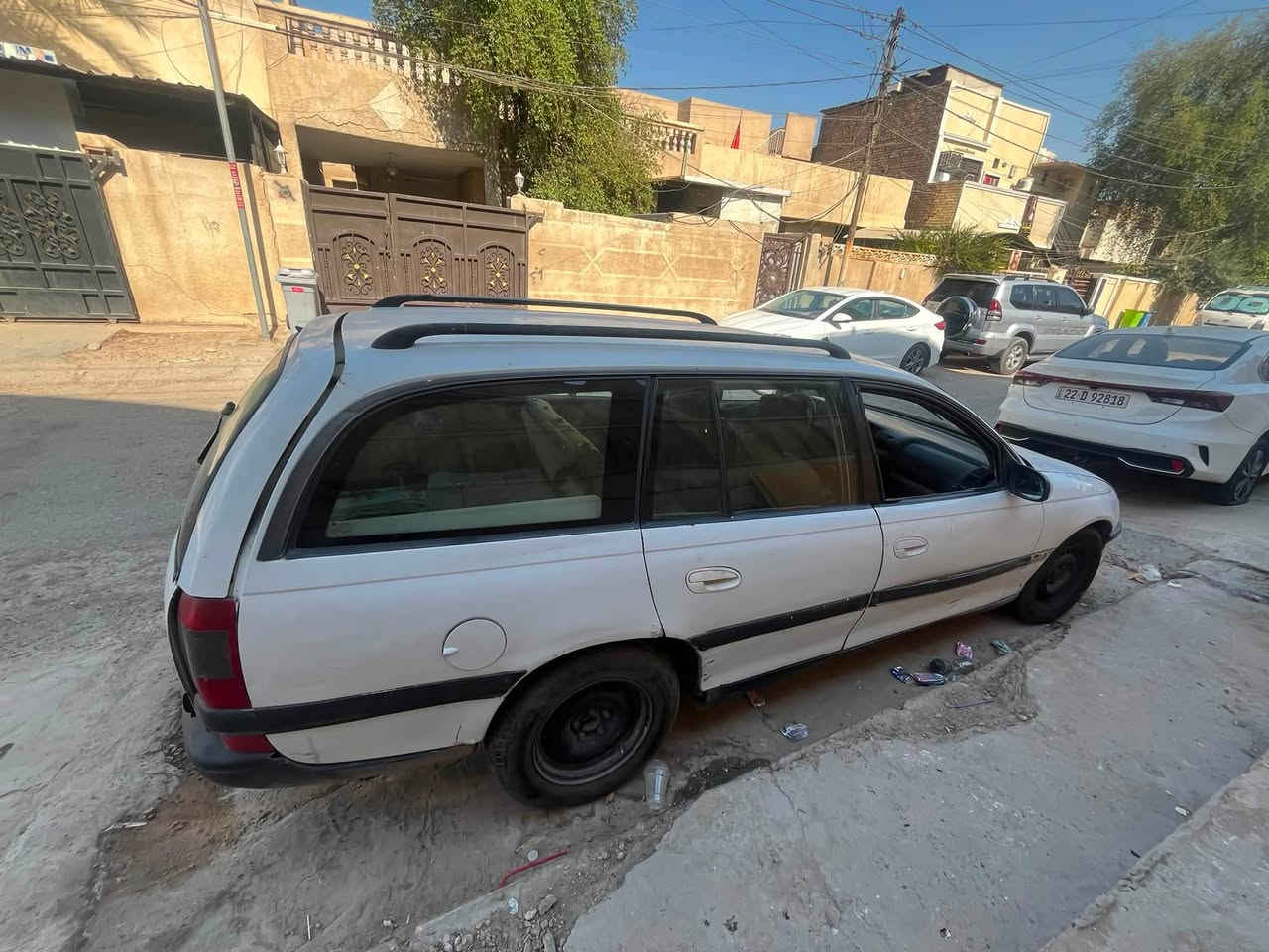 اوبل بزون. ٩٦..محرك  vvt.  امكفول كير اوتوماتيك. نواقصهه بطاين بوب.. كشن خلفي
حداديات بسيطة. تحويل مباشر.  سنوية ل٢٨ مجددة السعر ٢٢ورقة..بيهة مجال حك الجية.. ***********
