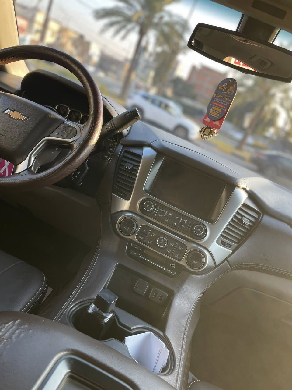 السلام عليكم تاهو 2019 LSماشيه 70kسبير منازل سيارة لوك احلى من الصور سياره خليجي بيها كلير بالجاملغ الخلفي فقط سياره جاهزه سنويه باسمي العنوان المنصور السعر 335 بيها مجال ***********
