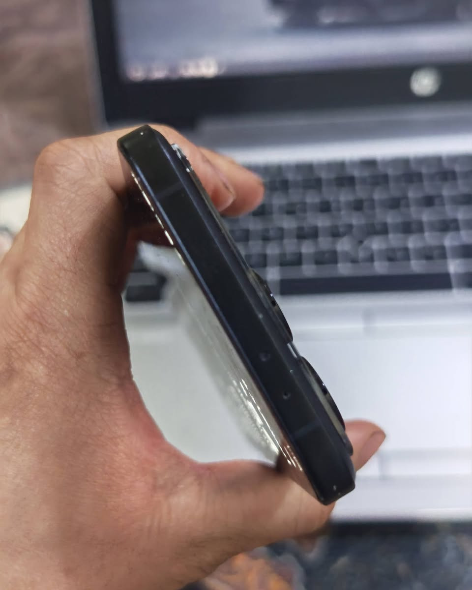 Poco F6 pro
ذاكرة 512 لون اسود غني عن التعريف  كامل ملحقات ما مفتوح  ولا داخل تصليح ابد نظافة مواضح كدامكم نكراش خفيف مال حافظة 
ملحقاته كاملة 
السعر  380 الف و بيه مجال بسيط
مكان بغداد الكرخ
***********  يعجبك السعر اتصل وبيك خير وتدلل ما عجبك السعر اترك تعليق واثر طيب مثل وجهك بدون كسران بحلال العالم
