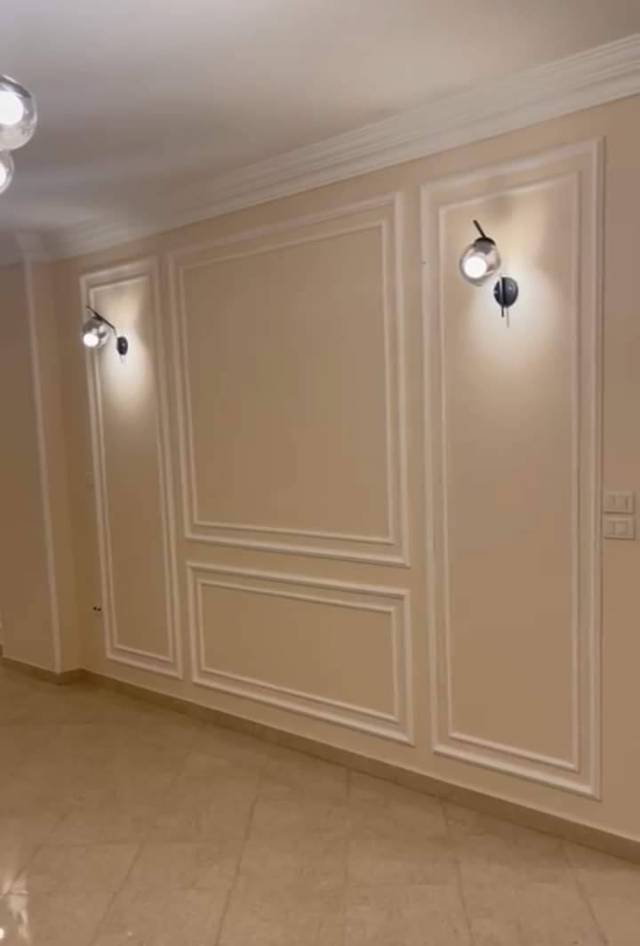 السلام عليكم صباغ متفرغ شغل درجه اولى استلام مهندس صبغ طلس سنفره رطوبه بديل الخشب بديل الرخام  ورق جدار كل انواع الصبغ  قطعي الاستفسار فلوجه ***********
