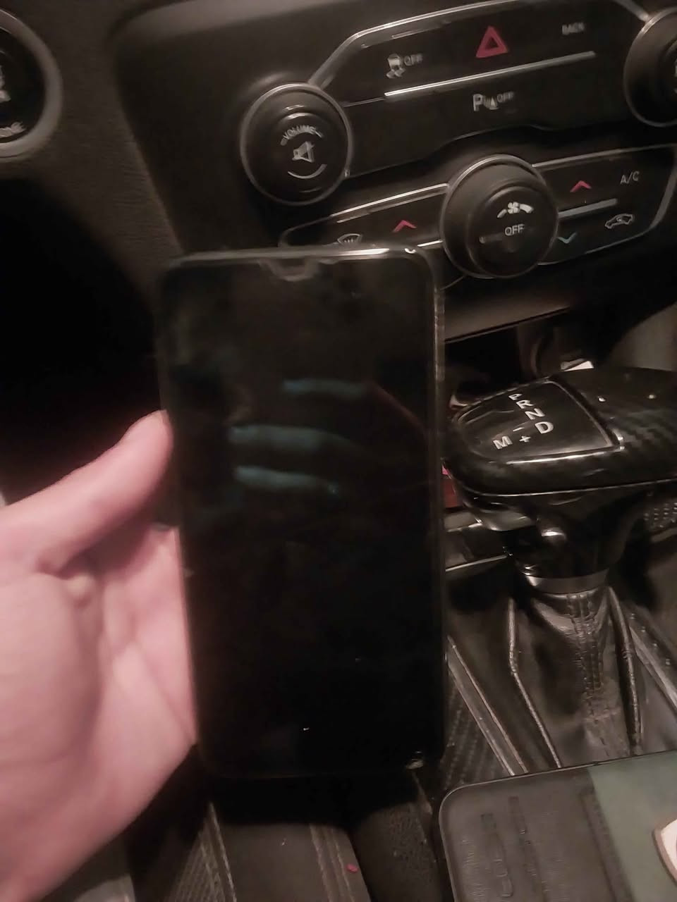 ايفون 11 برو ماكس ذاكره 256 مبدل بطارية وفيس ايدي واكف وضهر مفطور مكاني بغداد ***********  سعر 200 من الاخير بغداد, العراق
