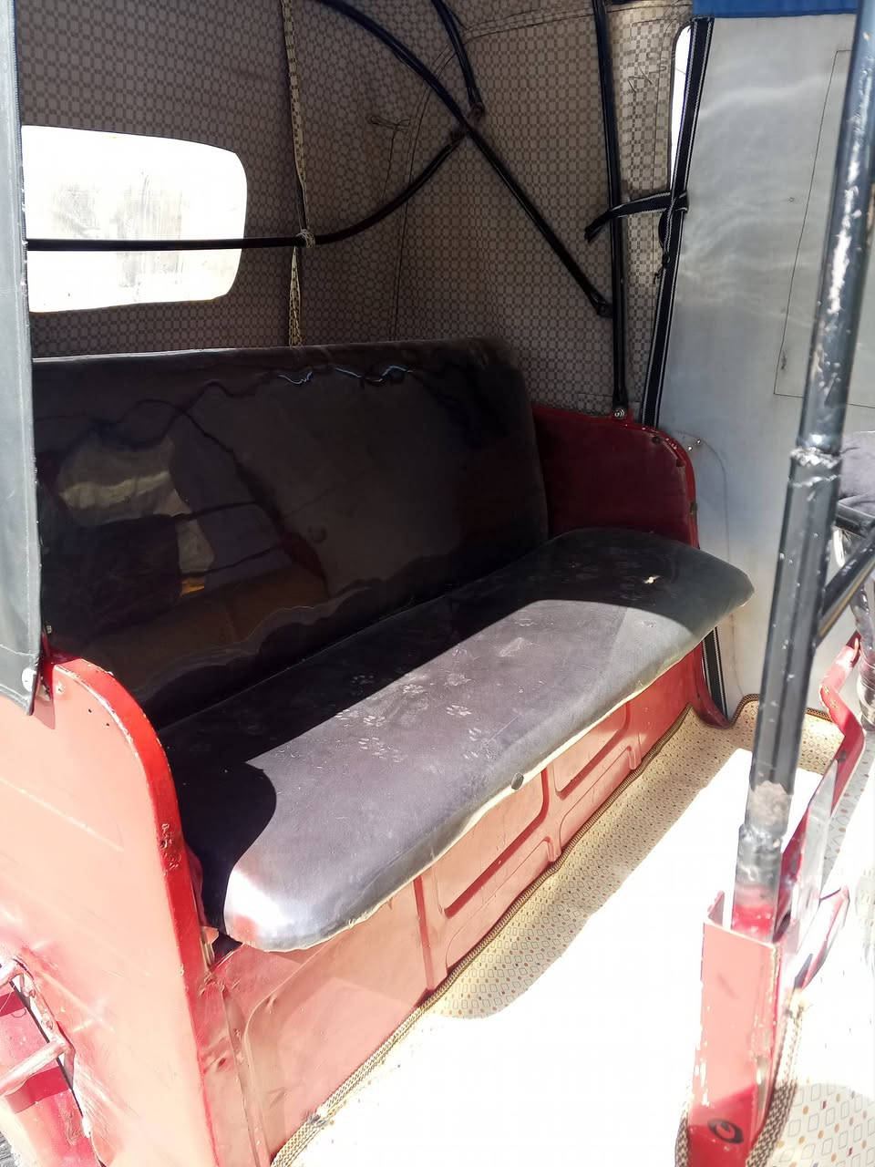 السلام عليكم تكتك زيل 2018 أوراق أصوليه مكينه مال باجاج 20 تكتك نضيفه وحلوه السعر 2750 وبيها مجال حك الجيه 
عنوان مدينه الصدر قطاع 32 
***********
