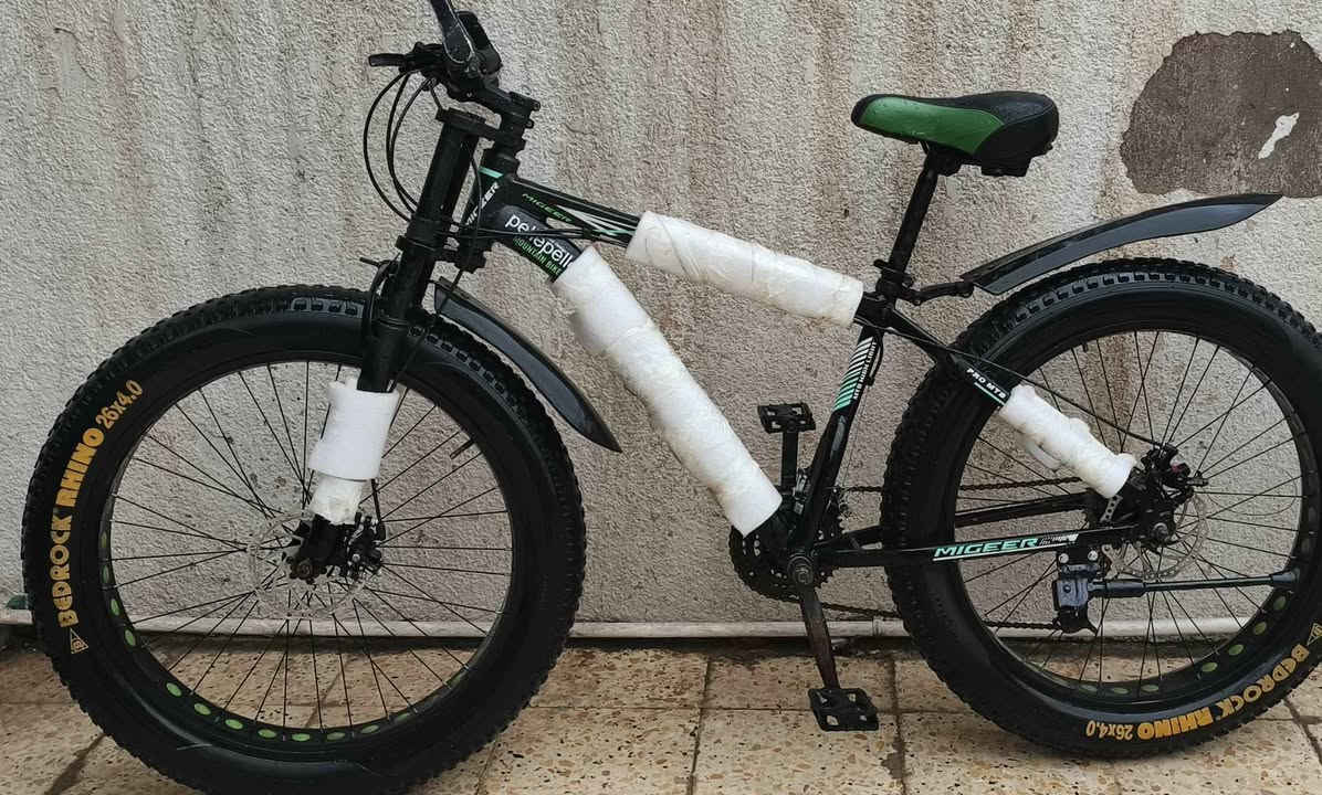 پایسکل چیایی زۆر خاوێن وبێ عەیبە بۆ فڕۆشتن حجم 26 /بایسکل جبلي نظيف كلش ومابيها اي عيب للبیع حجم 26
نرخ 150هەزار
السعر 150الف أربيل, العراق


**إذا كنت صاحب هذا الإعلان وتريد حذفه لأي سبب، رجاءا أرسل رسالة إلى الدعم الفني**