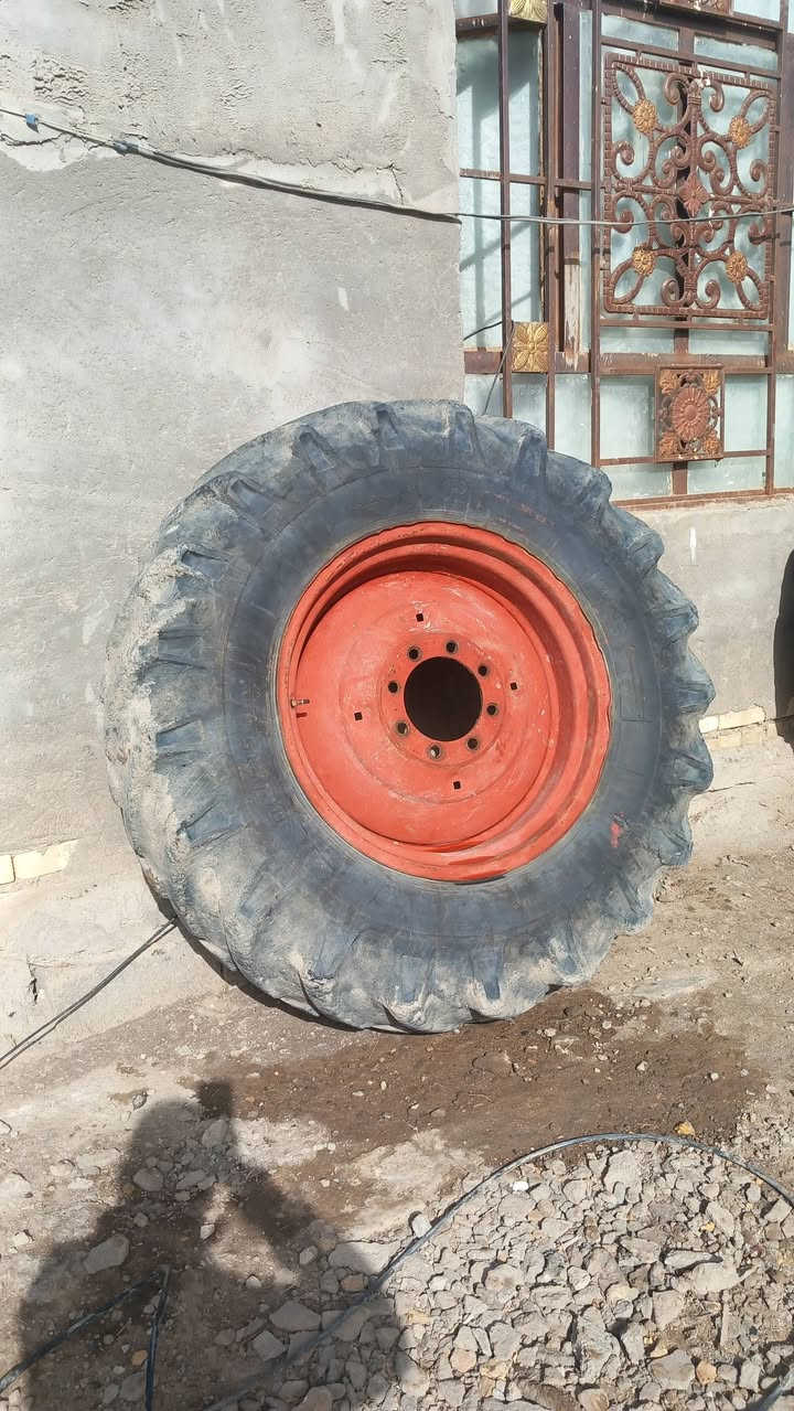 خوان سلام عليكم تايرات خلفيات  نظاف شرط لنظافه كامل  هويالته  ١٨عله ٣٠  تحويره مال بلاروس كامل دنفص جك صوندات  كامل جيب وشد رقم تليفون *********** وتساب خاص
