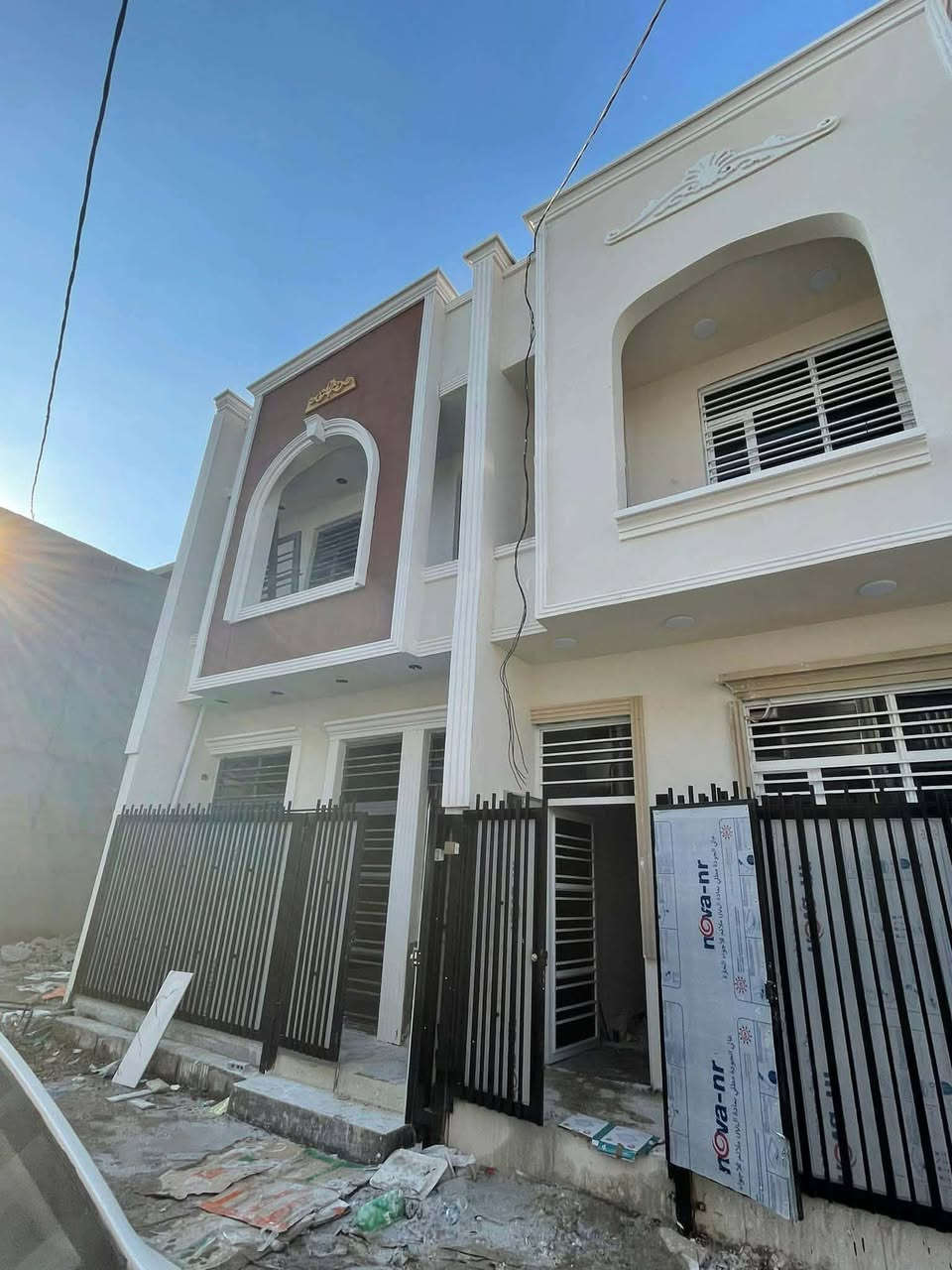 تونات للبيع مساحه ٥٠متر ع شارع ٨متر تبليط
بسعر 50مليون 

يحتوي ع صاله ومطبخ وغرفتين وباقي الخدمات 

الموقع في منطقة الدوانم قرب الشرطه الخامسه بغداد 
جانب الكرخ 

صنف الاارض طابو زراعي سند25  

للاستفسار اتصل ***********بي واتساب
